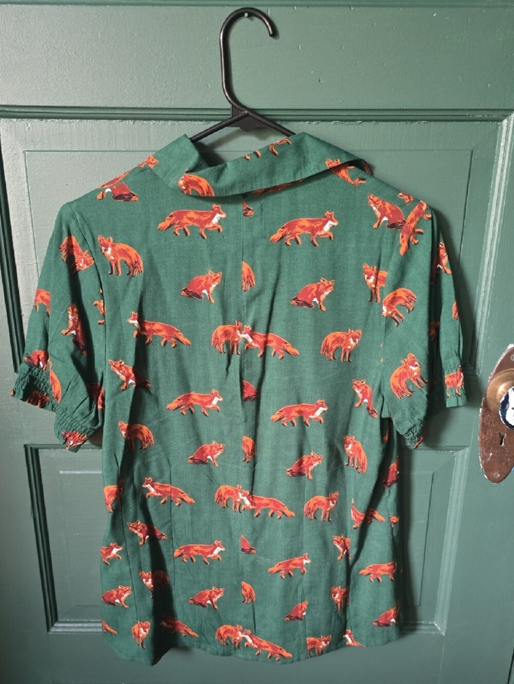 Hell Bunny Green Button-Up Shirt with Orange Fox Print - Picture 3 of 3